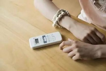 頻繁開關(guān)，你等于是在”謀殺“你的空調(diào)